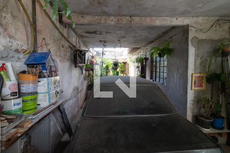 Garagem de casa à venda com 3 quartos, 200m² em Jardim Ester, São Paulo
