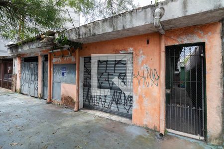 Fachada de casa à venda com 3 quartos, 200m² em Jardim Ester, São Paulo