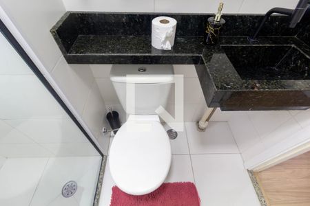 Banheiro de apartamento para alugar com 2 quartos, 45m² em Colônia (zona Leste), São Paulo