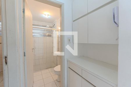 Banheiro de apartamento para alugar com 1 quarto, 37m² em Bela Vista, São Paulo