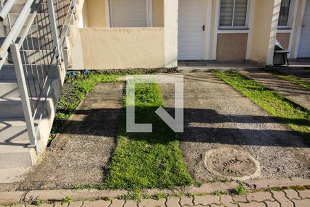 Garagem de casa de condomínio à venda com 2 quartos, 50m² em Restinga, Porto Alegre