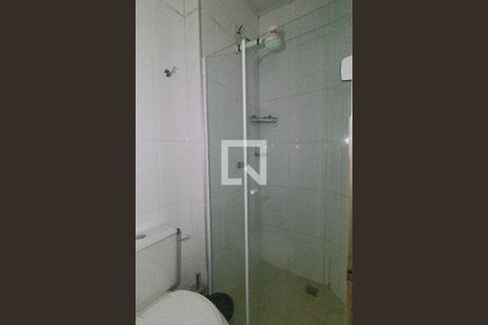 Banheiro de kitnet/studio para alugar com 1 quarto, 27m² em Cidade Universitária, Campinas