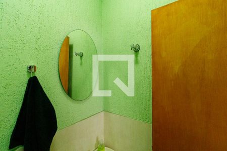 Lavabo Garagem de casa à venda com 2 quartos, 130m² em Vila Mazzei, São Paulo