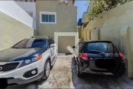 Garagem de casa para alugar com 4 quartos, 270m² em Vila Monumento, São Paulo