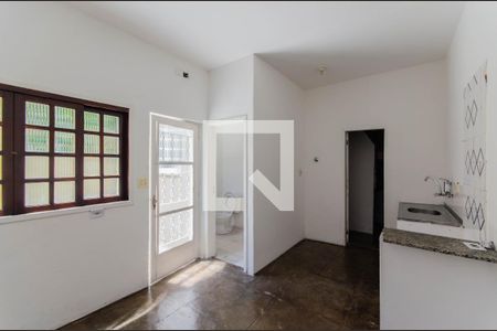 Casa 2 - Sala/Cozinha de casa para alugar com 4 quartos, 270m² em Vila Monumento, São Paulo