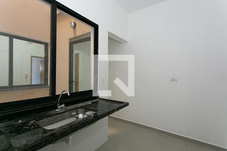 Cozinha de apartamento para alugar com 1 quarto, 42m² em Jardim Danfer, São Paulo