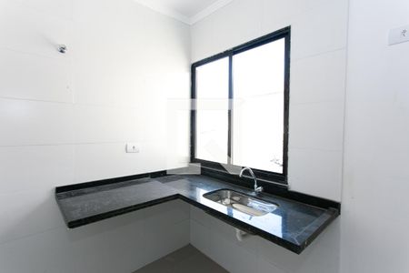 Cozinha de apartamento para alugar com 2 quartos, 45m² em Jardim Danfer, São Paulo