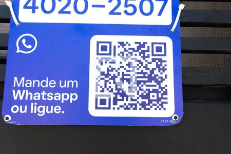 Placa de apartamento para alugar com 2 quartos, 45m² em Jardim Danfer, São Paulo