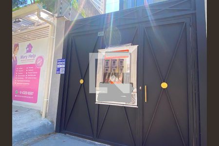 Fachada + Placa de casa à venda com 3 quartos, 160m² em Chácara Inglesa, São Paulo