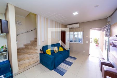 Sala de casa à venda com 3 quartos, 155m² em Vila Carrão, São Paulo