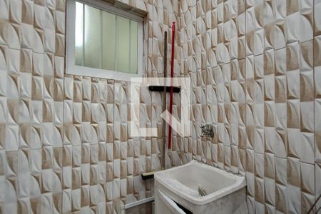 Área de Serviço de casa para alugar com 2 quartos, 120m² em Real, Praia Grande