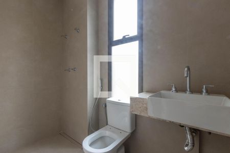 Banheiro de apartamento à venda com 3 quartos, 115m² em Vale do Sereno, Nova Lima