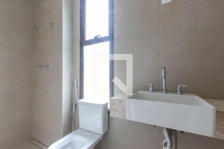 Banheiro de apartamento à venda com 3 quartos, 116m² em Vale do Sereno, Nova Lima