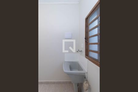 Lavanderia de casa para alugar com 1 quarto, 39m² em Bosque da Saúde, São Paulo