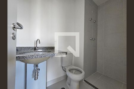 Banheiro de apartamento para alugar com 2 quartos, 64m² em Nova Klabin, São Paulo