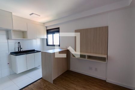 Sala de apartamento à venda com 2 quartos, 54m² em Campestre, Santo André