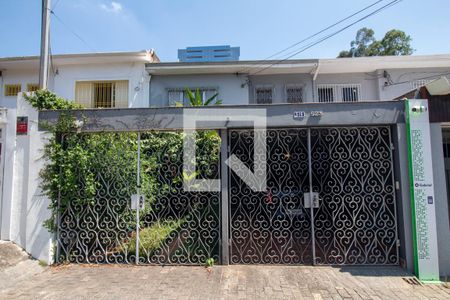 Fachada de casa à venda com 3 quartos, 181m² em Vila Cordeiro, São Paulo
