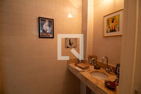 Lavabo Sala de casa à venda com 3 quartos, 181m² em Vila Cordeiro, São Paulo