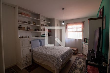 Quarto 2 de casa à venda com 3 quartos, 181m² em Vila Cordeiro, São Paulo