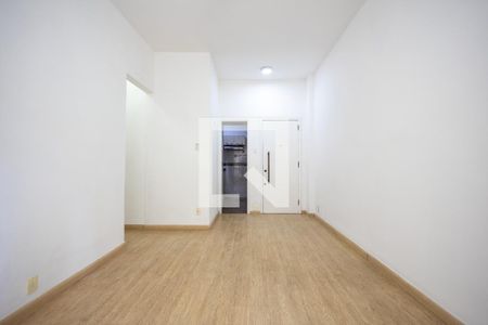 Sala de apartamento à venda com 2 quartos, 56m² em Tijuca, Rio de Janeiro