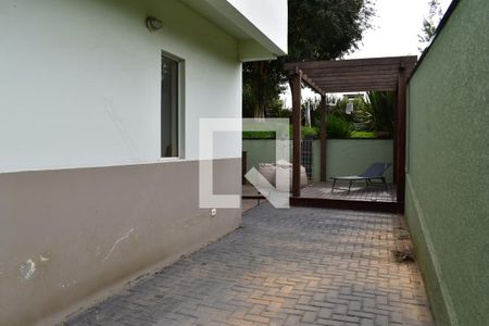 Área Externa de casa para alugar com 4 quartos, 290m² em Mercês, Curitiba