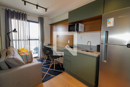 Sala/Cozinha de apartamento para alugar com 1 quarto, 28m² em Moema, São Paulo