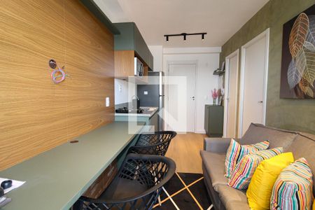 Sala/Cozinha de apartamento para alugar com 1 quarto, 28m² em Moema, São Paulo