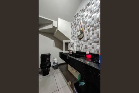 Lavabo da Sala de casa à venda com 2 quartos, 120m² em Ipiranga, São Paulo