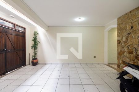 Garagem de casa à venda com 3 quartos, 287m² em Penha de França, São Paulo