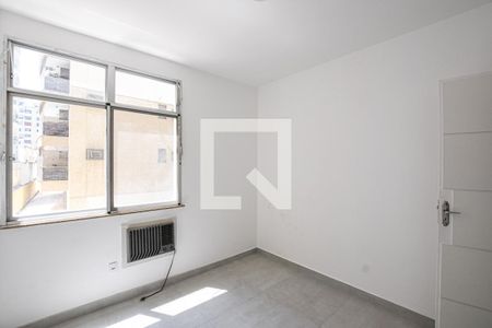 Quarto 1 de apartamento para alugar com 2 quartos, 79m² em Icaraí, Niterói