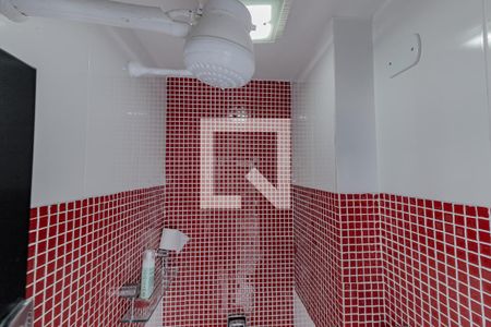Banheiro de Serviço de apartamento à venda com 2 quartos, 80m² em Copacabana, Rio de Janeiro