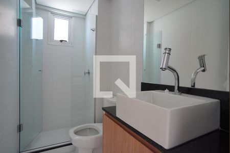Banheiro da Suíte de apartamento à venda com 1 quarto, 66m² em Petrópolis, Porto Alegre