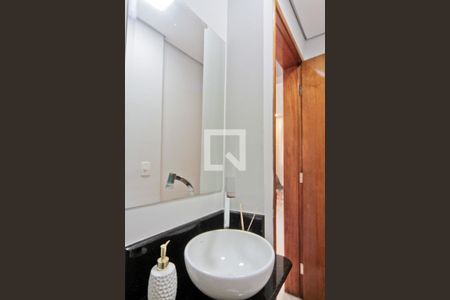 Lavabo de casa à venda com 5 quartos, 327m² em Parque Sao Domingos, São Paulo