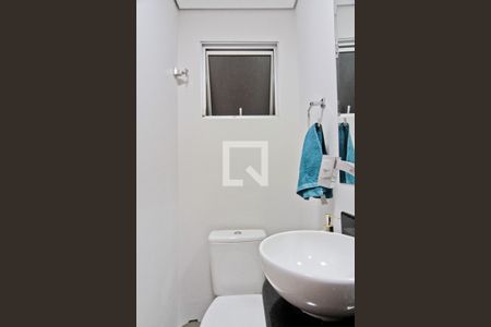 Lavabo de casa à venda com 5 quartos, 327m² em Parque Sao Domingos, São Paulo