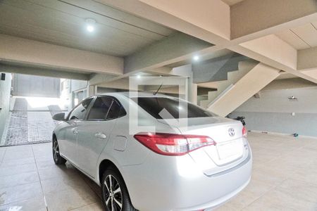 Garagem de casa à venda com 5 quartos, 327m² em Parque Sao Domingos, São Paulo