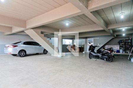 Garagem de casa à venda com 5 quartos, 327m² em Parque Sao Domingos, São Paulo