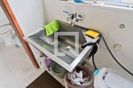 Área de Serviço de casa à venda com 5 quartos, 327m² em Parque Sao Domingos, São Paulo