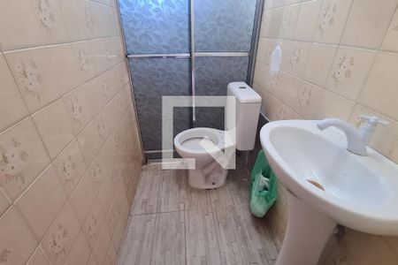 Banheiro de apartamento para alugar com 2 quartos, 120m² em Conjunto Habitacional Teotonio Vilela, São Paulo