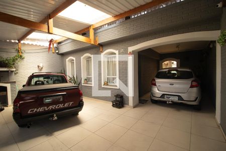 Garagem de casa à venda com 4 quartos, 257m² em Vila Paiva, São Paulo