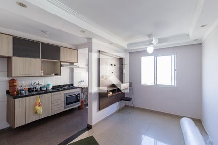 Sala de apartamento para alugar com 2 quartos, 45m² em Vila Veloso, Carapicuíba