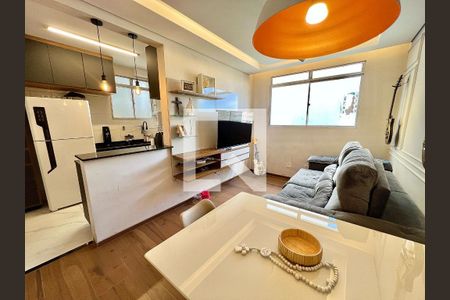 Sala de apartamento para alugar com 2 quartos, 60m² em Paquetá, Belo Horizonte