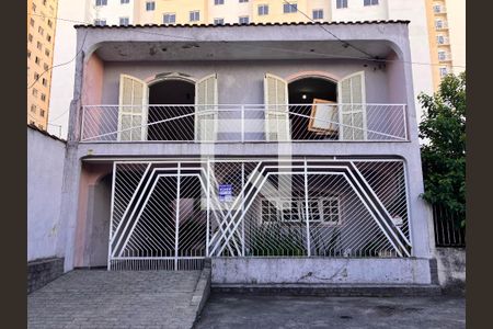 Fachada de casa à venda com 4 quartos, 220m² em Vila Graciosa, São Paulo