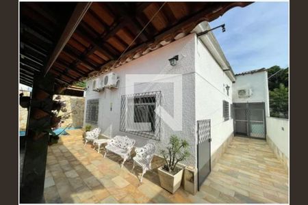 Casa à venda com 3 quartos, 173m² em Taquara, Rio de Janeiro