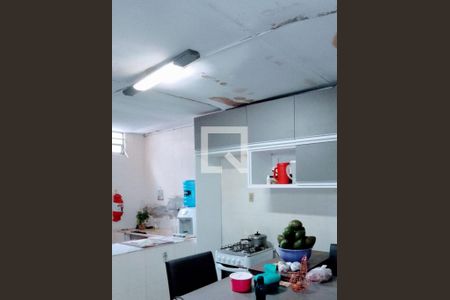 Casa à venda com 2 quartos, 165m² em Vila Cordeiro, São Paulo