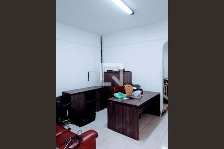 Casa à venda com 2 quartos, 165m² em Vila Cordeiro, São Paulo