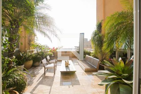 Apartamento à venda com 4 quartos, 530m² em Alto de Pinheiros, São Paulo