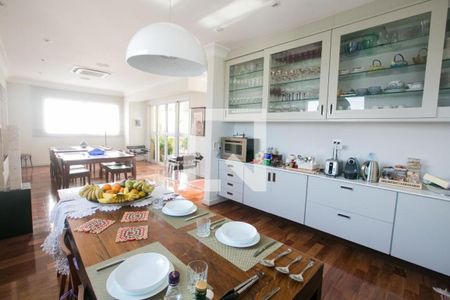 Apartamento à venda com 4 quartos, 530m² em Alto de Pinheiros, São Paulo