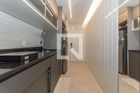 Cozinha de apartamento para alugar com 1 quarto, 50m² em Campo Belo, São Paulo