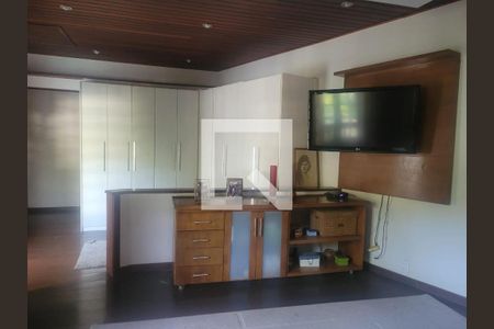 Casa para alugar com 5 quartos, 480m² em Jacarepaguá, Rio de Janeiro