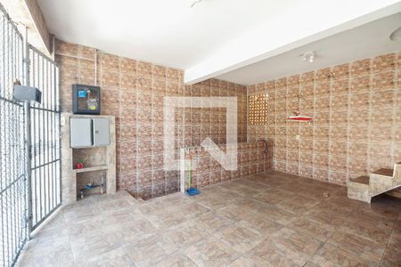 Garagem de casa à venda com 2 quartos, 100m² em Penha de França, São Paulo